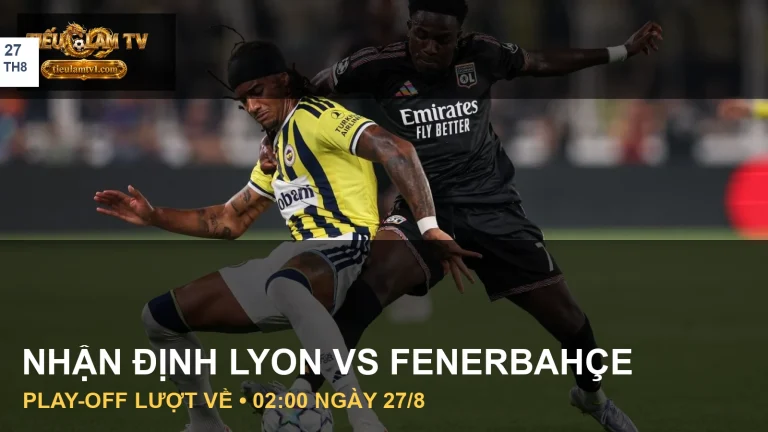Cầu thủ Lyon và Fenerbahçe tranh bóng ở lượt đi Champions League